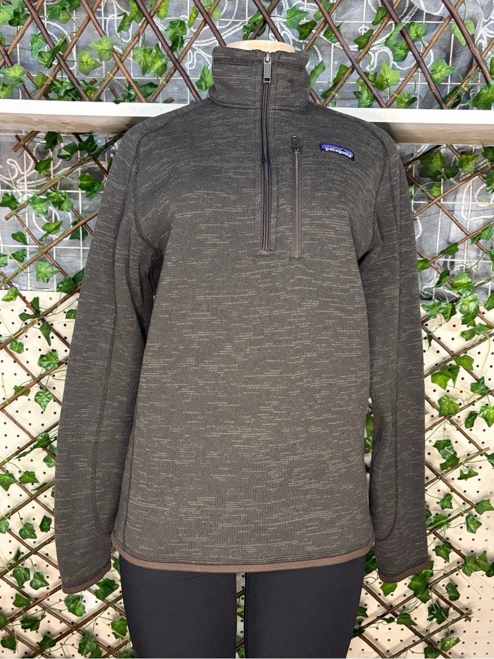 Patagonia Men’s Brown Heathered Half-Zip Pullover